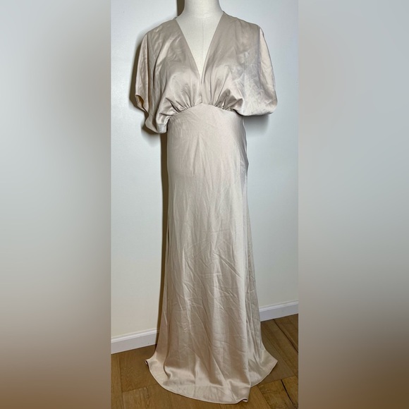 BHLDN Anthro | Amelia Deep V Satin Dress | Maxi | Cream | Women’s 12 - Picture 2 of 7